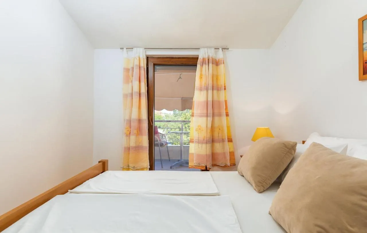 Apartments Manda Croatia