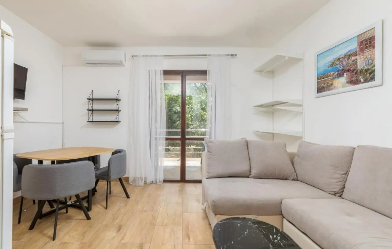 Apartments Manda Croatia
